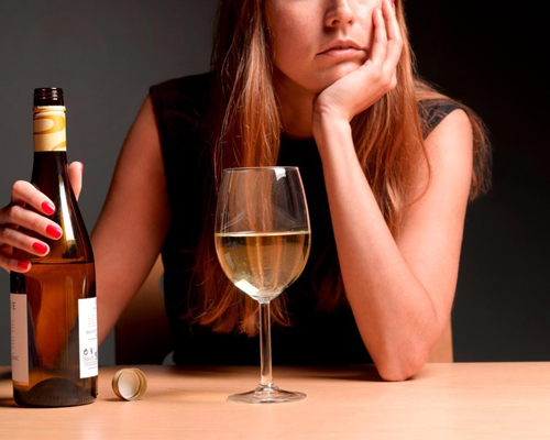 Анонимное лечение женского алкоголизма в Выборге